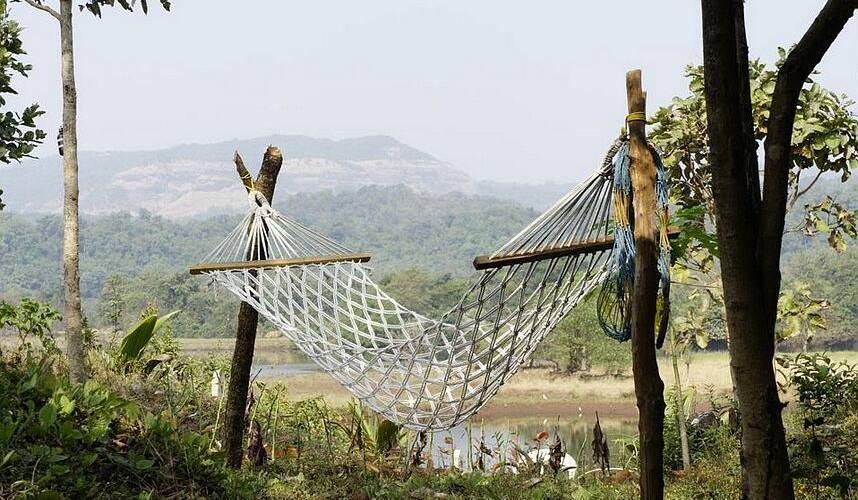 Camp Big Red Tent, Kolad 4